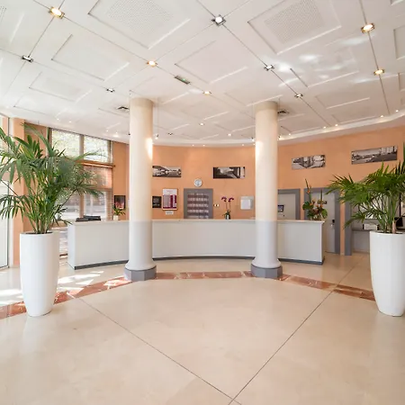 Mercure Centre Antigone Szálloda